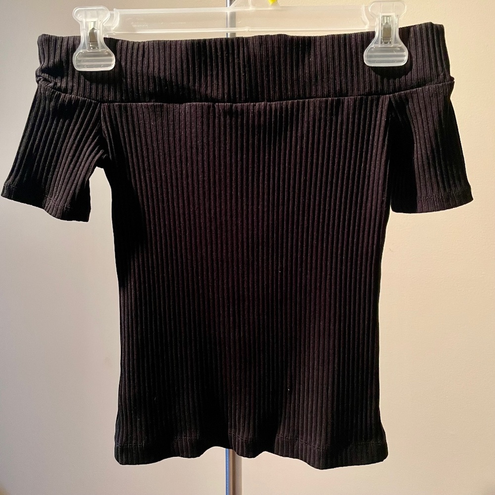 Wilfred Artizia Off the shoulder Top
